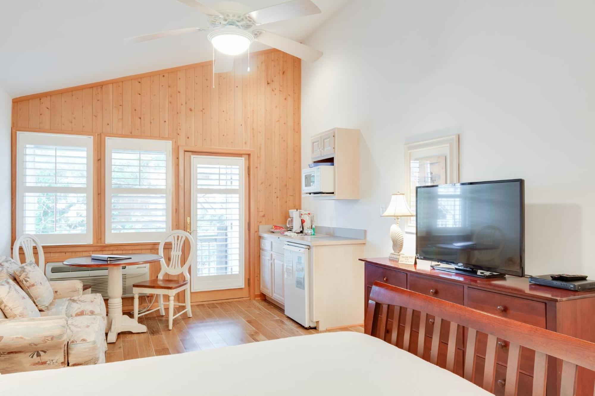 Courtyard Villas On Silver Lake Ocracoke Exteriör bild