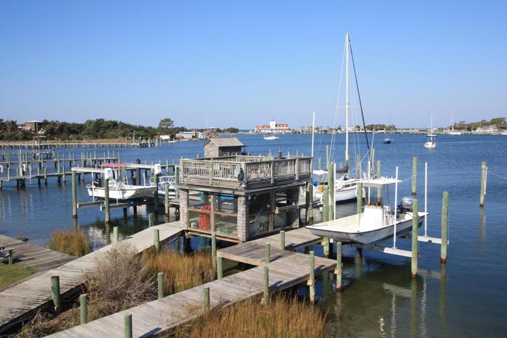 Courtyard Villas On Silver Lake Ocracoke Exteriör bild