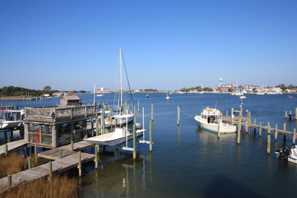 Courtyard Villas On Silver Lake Ocracoke Exteriör bild