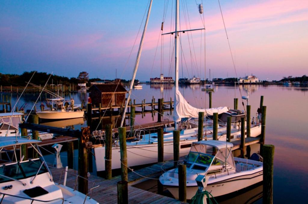 Courtyard Villas On Silver Lake Ocracoke Exteriör bild